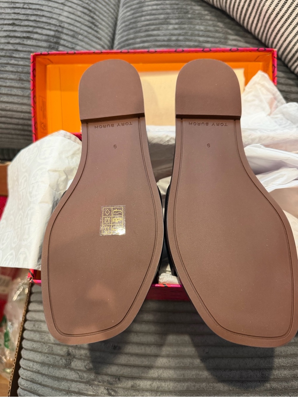 Tory Burch Women's Black Leather Medallion Ines Slides Flats Shoes Size 9 - Picture 6 of 7